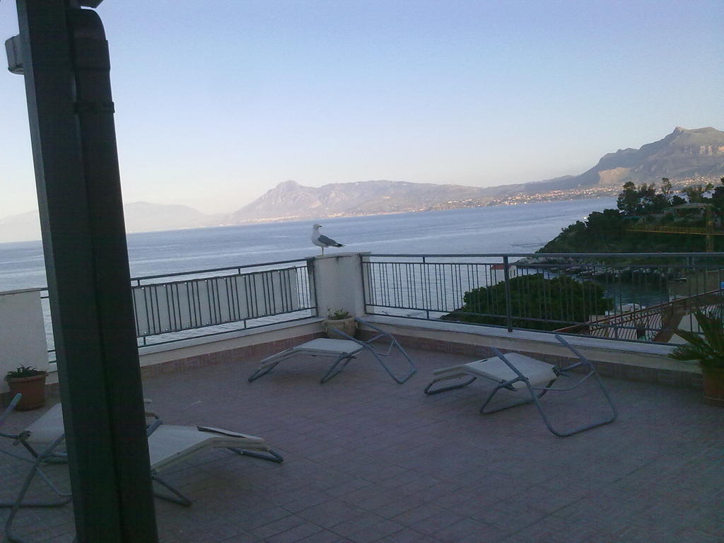 La Caletta Bed & Breakfast Santa Flavia Dış mekan fotoğraf
